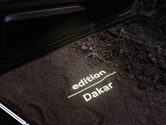 Audi Q8 e-tron edition Dakar