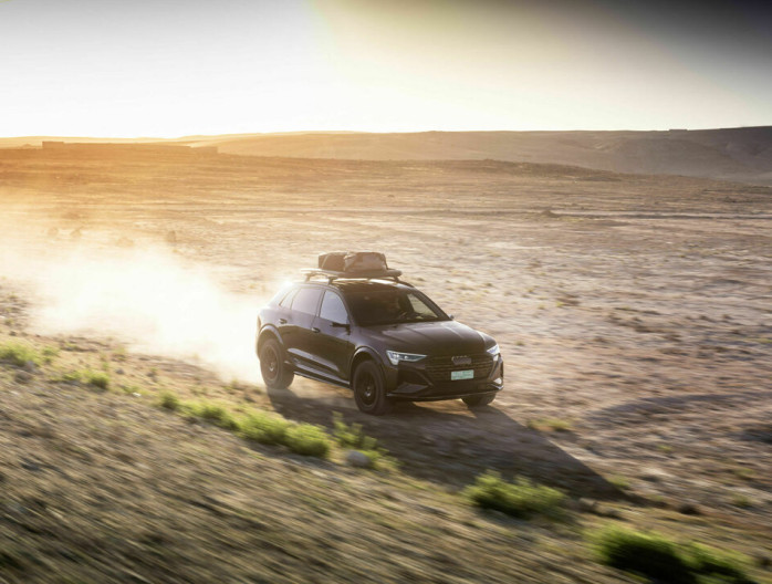 Audi Q8 e-tron edition Dakar