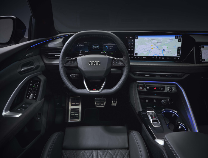 Groep Thoen Audi SQ5 studio interieur bestuurder