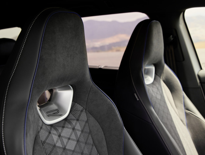 Groep Thoen Volkswagen Tayron cluse up bucket seats