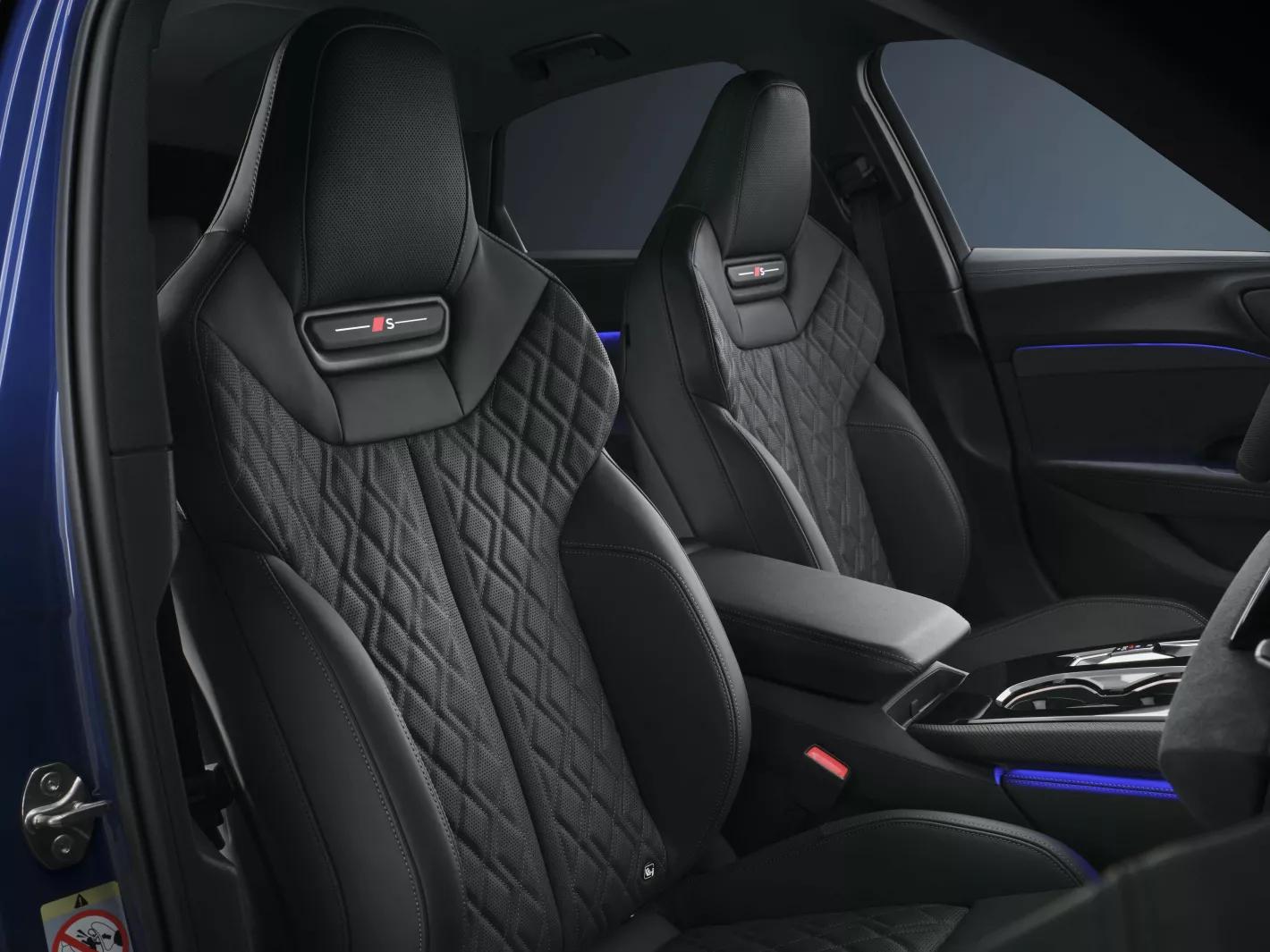 Groep Thoen Audi S5 berline interieur